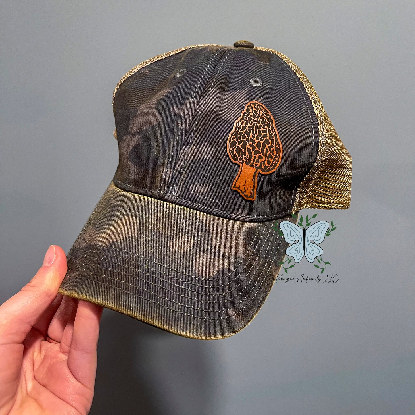 Women's Morel Mushroom Leather Patch Legacy Old Favorite Trucker Hat/Cap - Navy Field Camo/Java