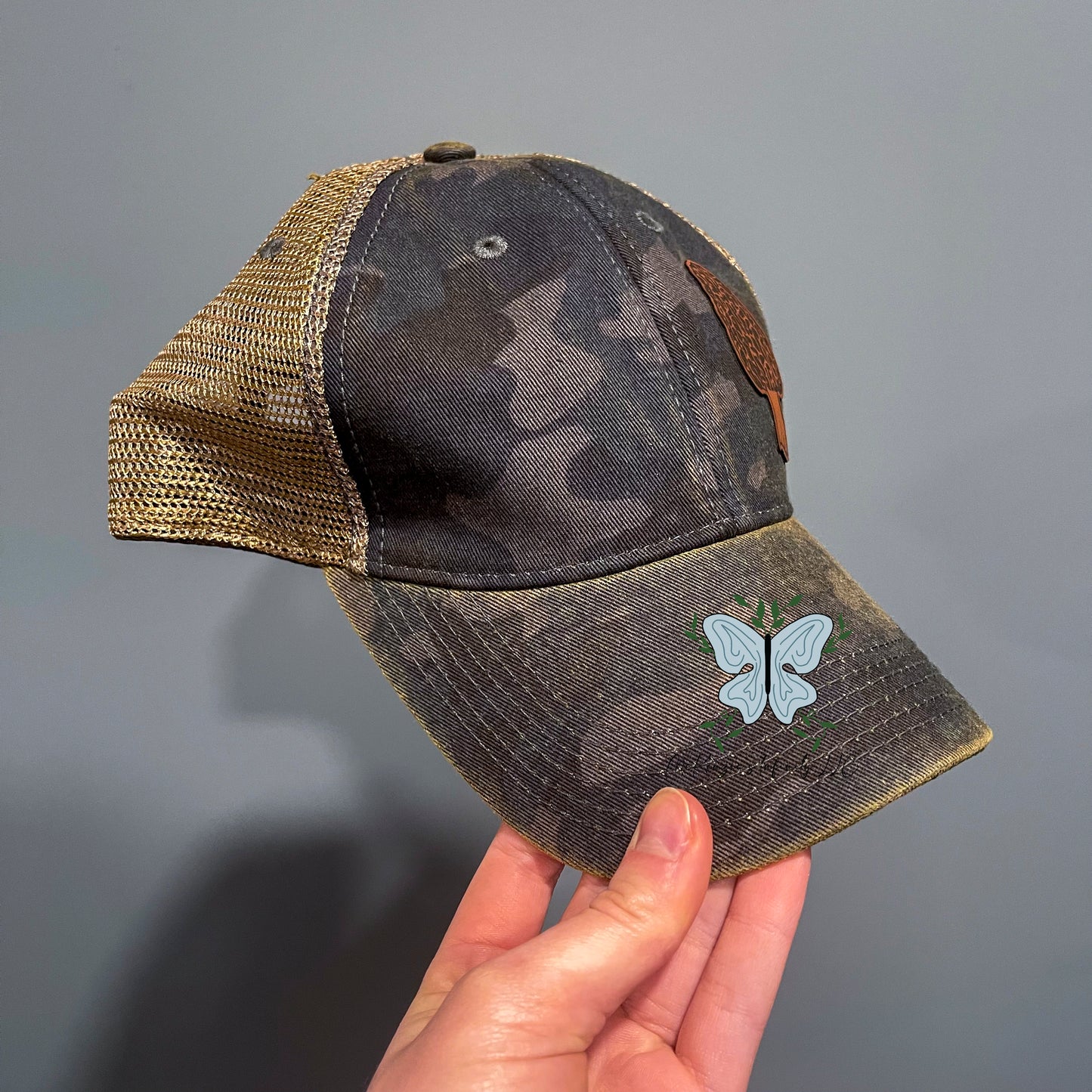 Women's Morel Mushroom Leather Patch Legacy Old Favorite Trucker Hat/Cap - Navy Field Camo/Java