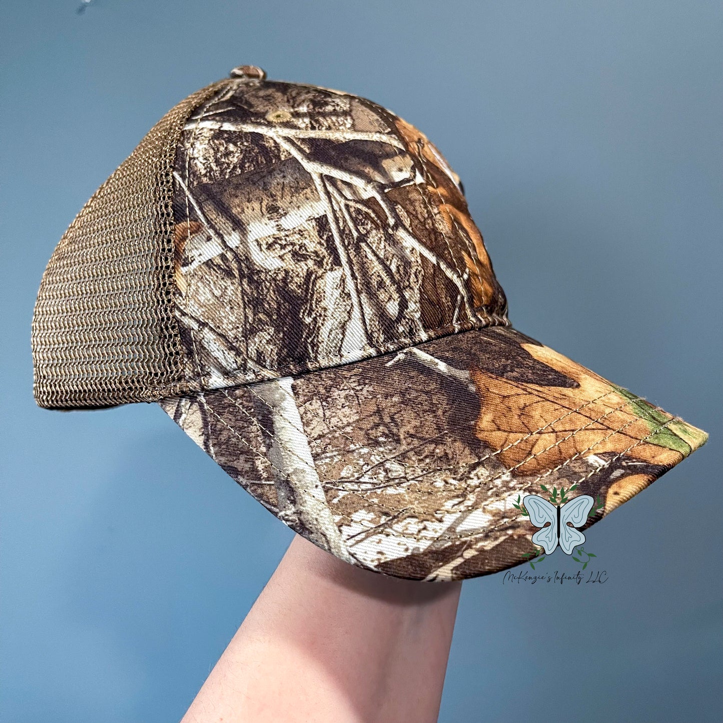 Dog Treeing Raccoon / Hunting Dog / Raccoon Dog, Camouflage Cap/Hat