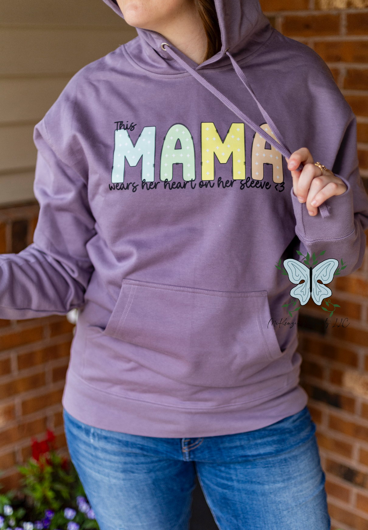 This Mama Wears Her Heart On Her Sleeve - Personalized Sleeve Hooded Sweatshirt