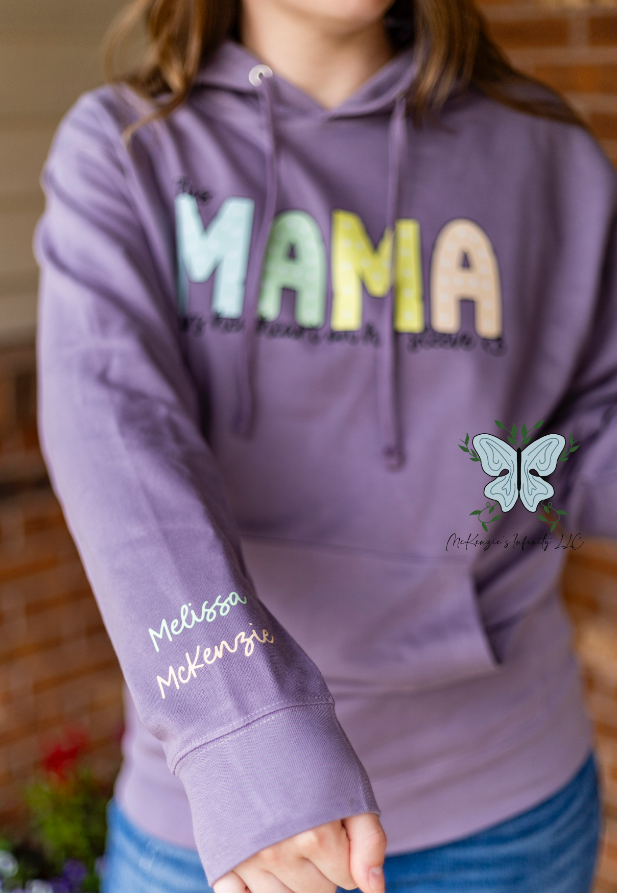 This Mama Wears Her Heart On Her Sleeve - Personalized Sleeve Hooded Sweatshirt